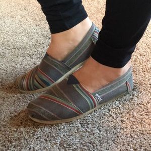 Grey striped TOMS
